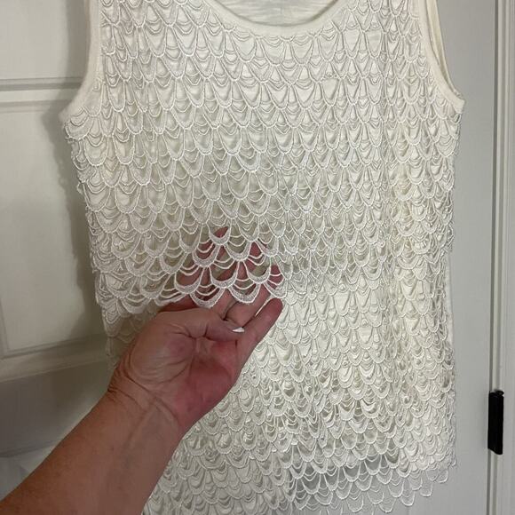 Cato Bone Crochet Tiered Scallop Scoop Neck Tank L - Picture 3 of 9